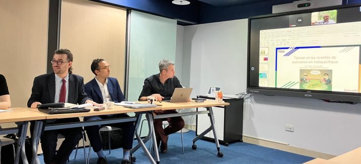 𝗧𝗮𝗶𝘄𝗮𝗻 𝗲𝘁 𝗹𝗲𝘀 𝗿𝗶𝘃𝗮𝗹𝗶𝘁𝗲́𝘀 𝗱𝗲 𝗽𝘂𝗶𝘀𝘀𝗮𝗻𝗰𝗲𝘀 𝗲𝗻 𝗜𝗻𝗱𝗼-𝗣𝗮𝗰𝗶𝗳𝗶𝗾𝘂𝗲